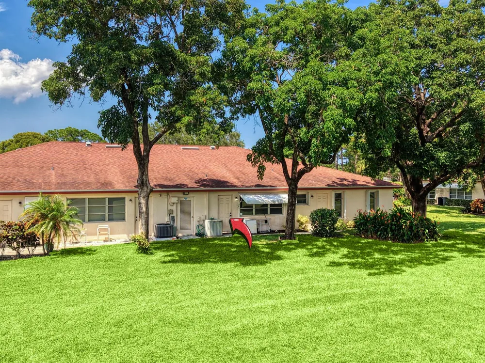 4550 NW 4TH STREET #B Delray Beach, FL 33445