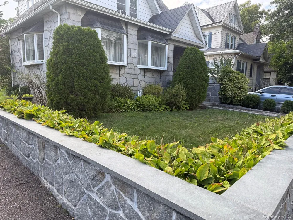 332 Rich Avenue Mount Vernon, NY 10552