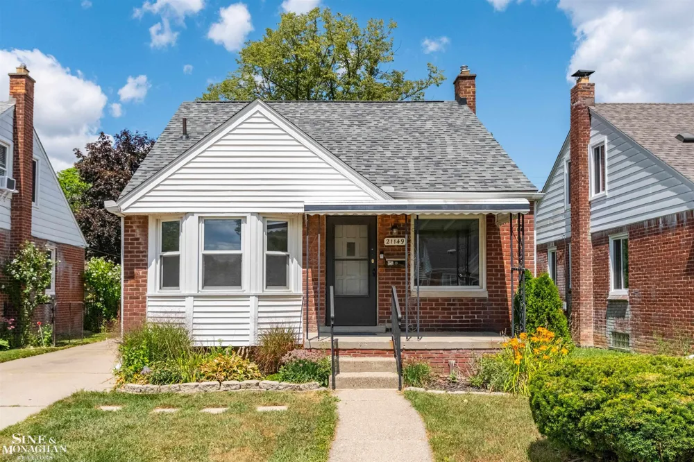 21149 Sunnydale Street St Clair Shores City, MI 48081