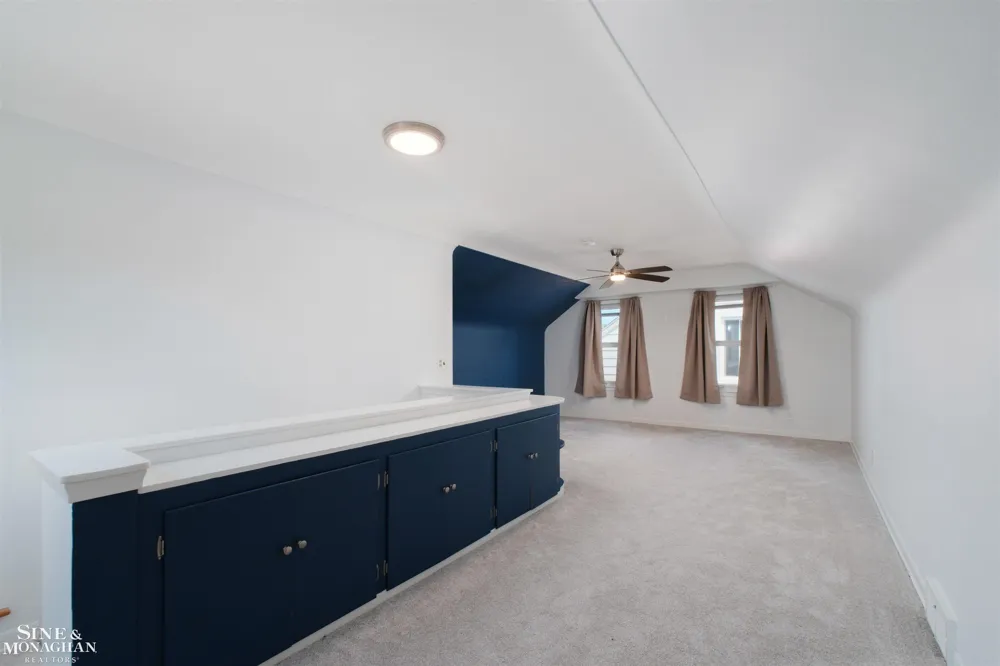 21149 Sunnydale Street St Clair Shores City, MI 48081