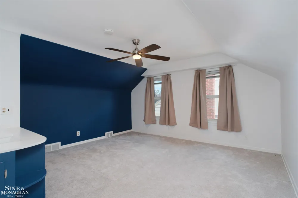 21149 Sunnydale Street St Clair Shores City, MI 48081