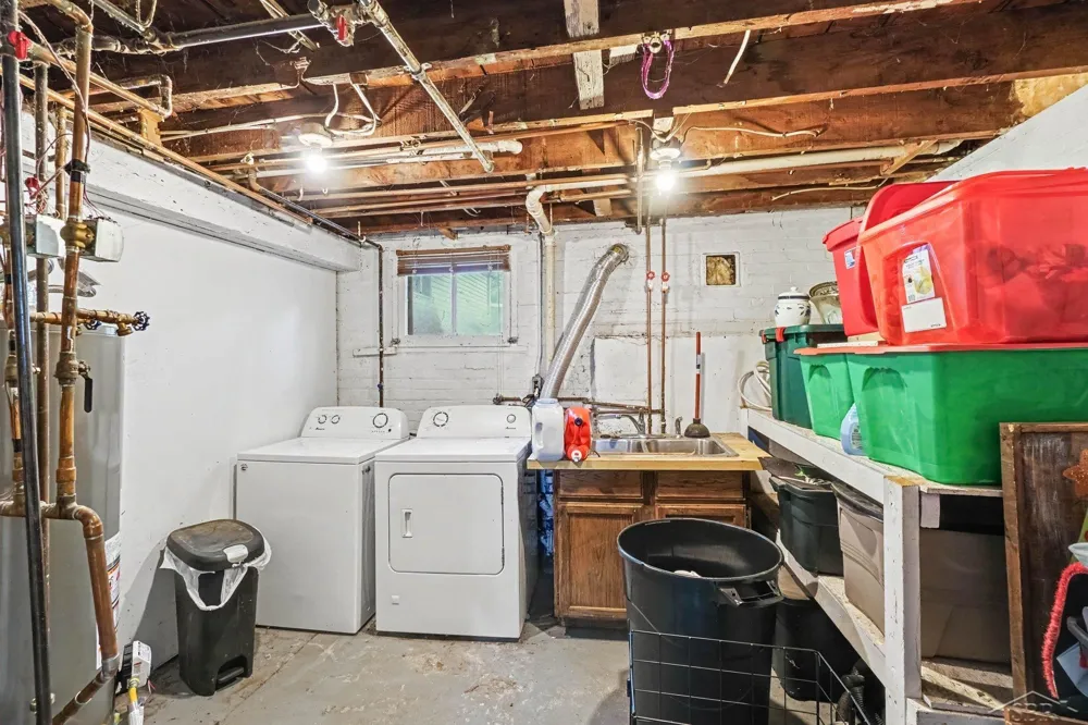 2018 Woodbridge Street Saginaw City, MI 48602