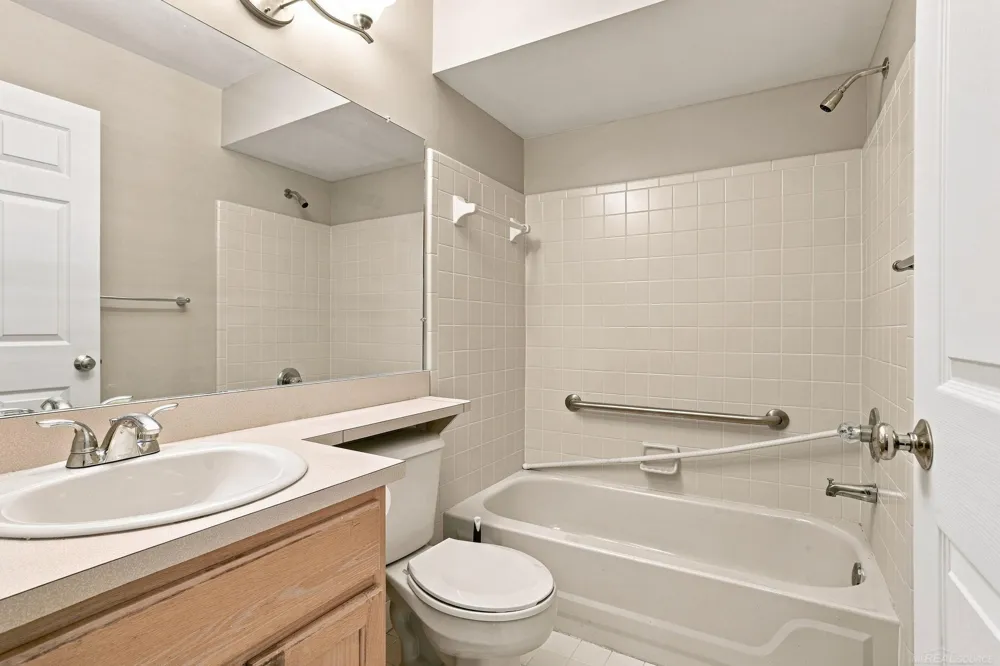 48490 Piedmont Court Shelby Charter Township, MI 48315