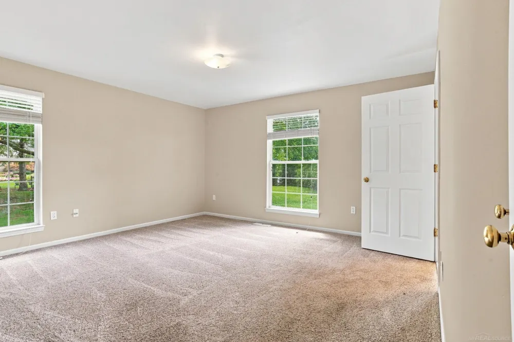 48490 Piedmont Court Shelby Charter Township, MI 48315