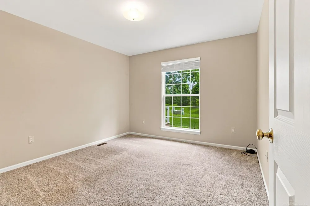 48490 Piedmont Court Shelby Charter Township, MI 48315