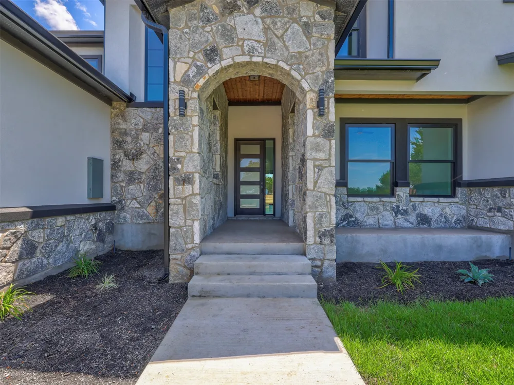 120 Lantana Bud Trail Liberty Hill, TX 78642
