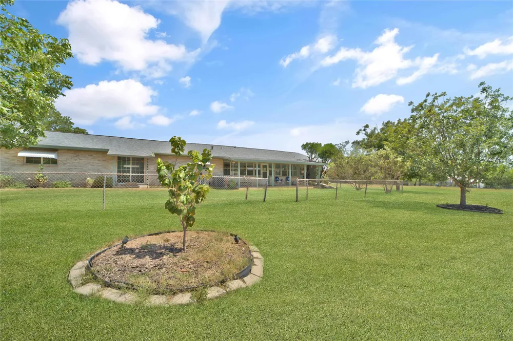 132 Tomahawk Trail Seguin, TX 78155