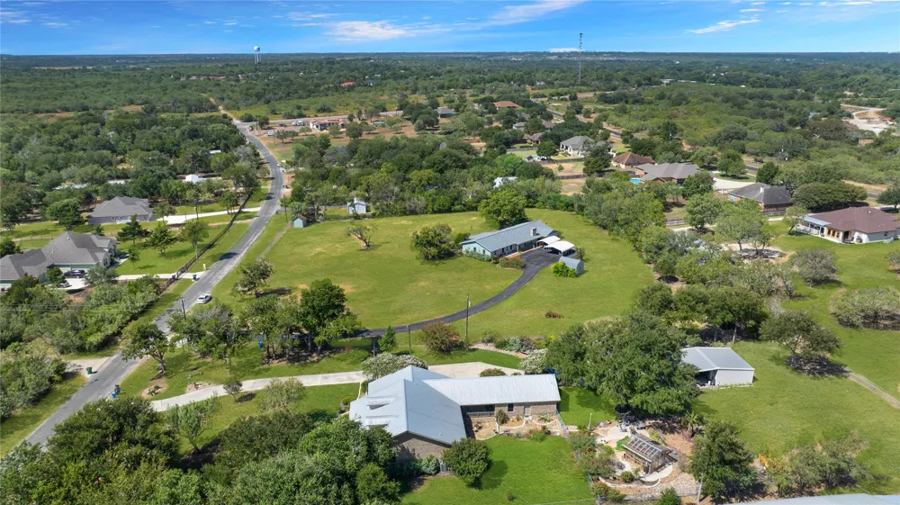 132 Tomahawk Trail Seguin, TX 78155