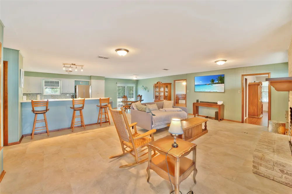 132 Tomahawk Trail Seguin, TX 78155