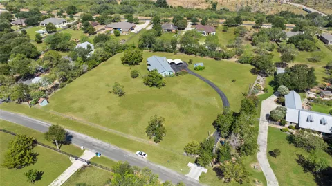 132 Tomahawk Trail