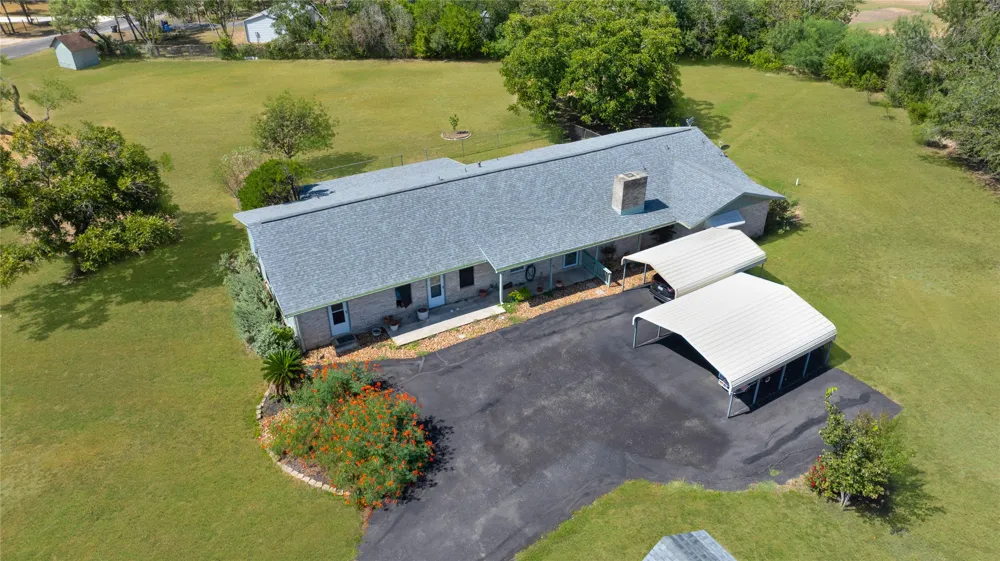 132 Tomahawk Trail Seguin, TX 78155