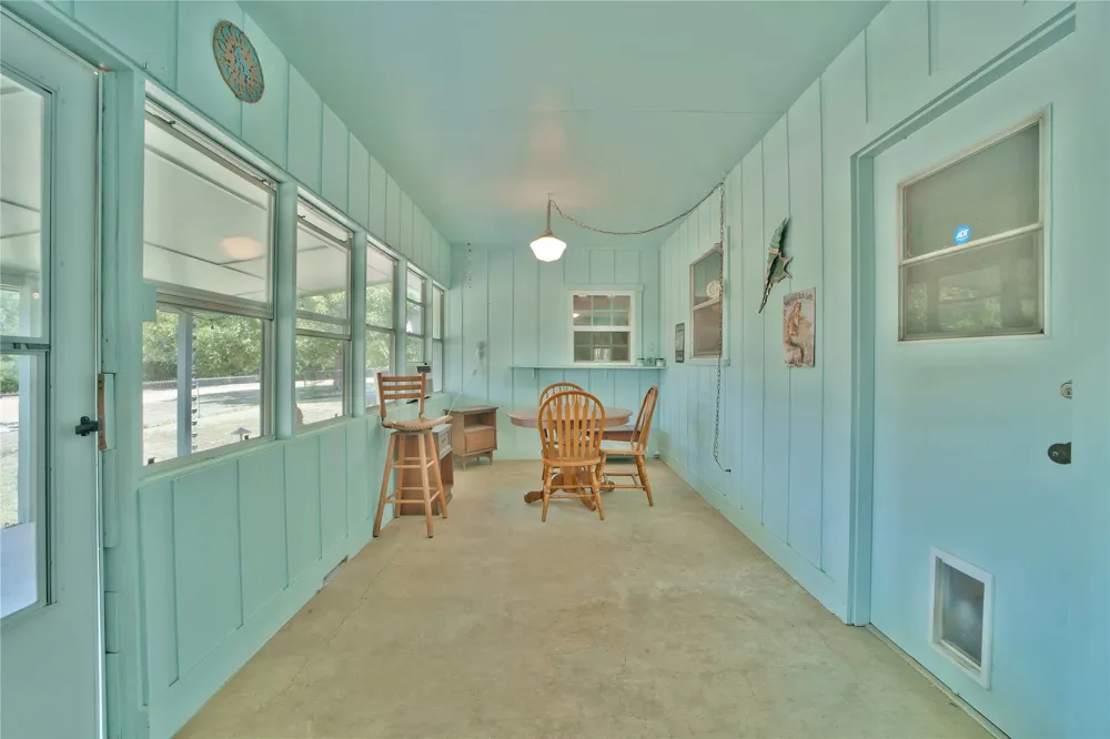 132 Tomahawk Trail Seguin, TX 78155