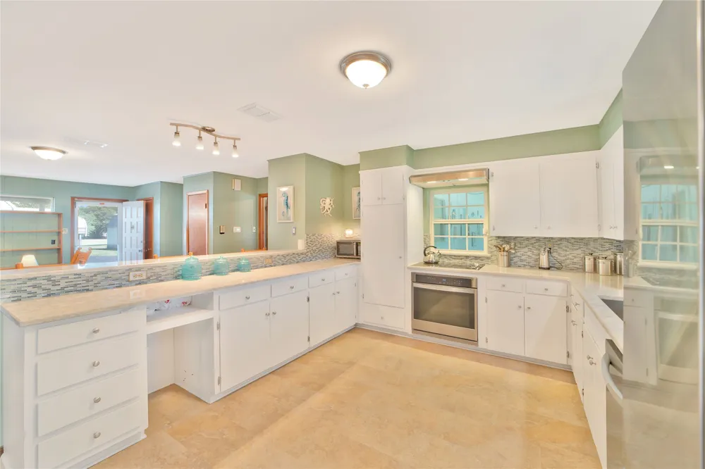 132 Tomahawk Trail Seguin, TX 78155