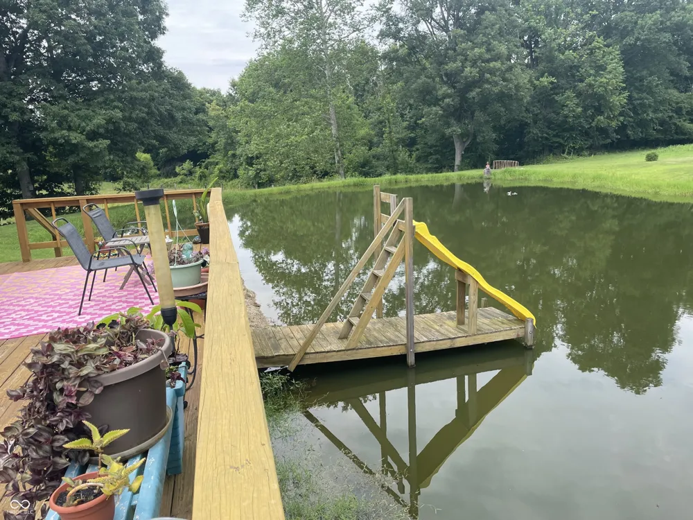 2301 Combes Road Quincy, IN 47456