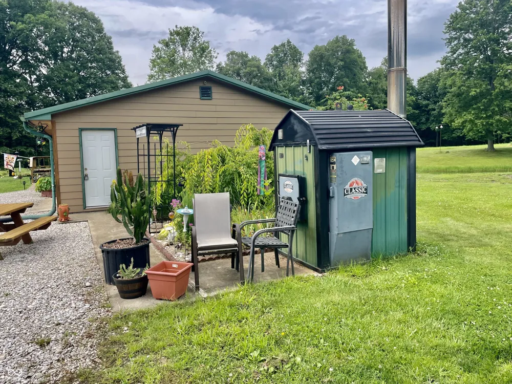 2301 Combes Road Quincy, IN 47456
