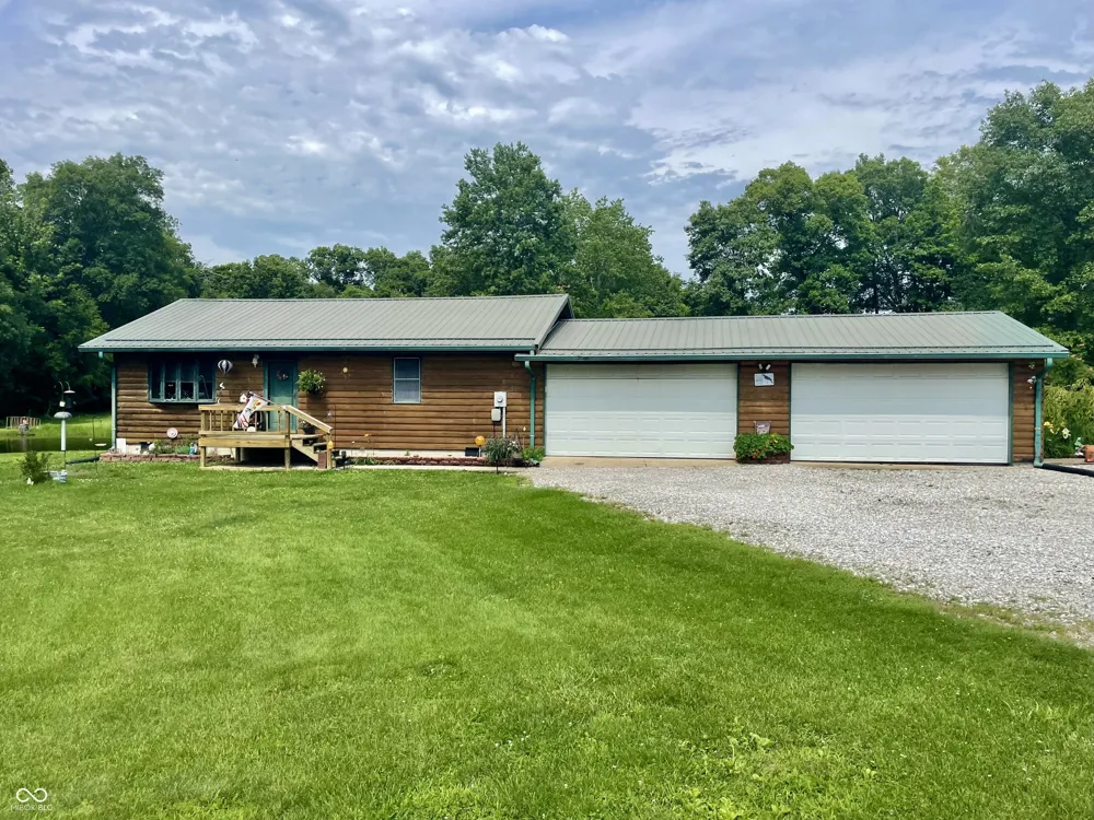 2301 Combes Road Quincy, IN 47456