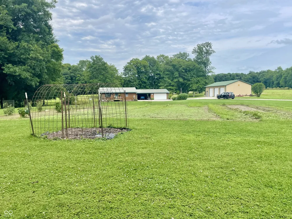 2301 Combes Road Quincy, IN 47456