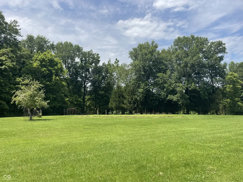 2301 Combes Road Quincy, IN 47456
