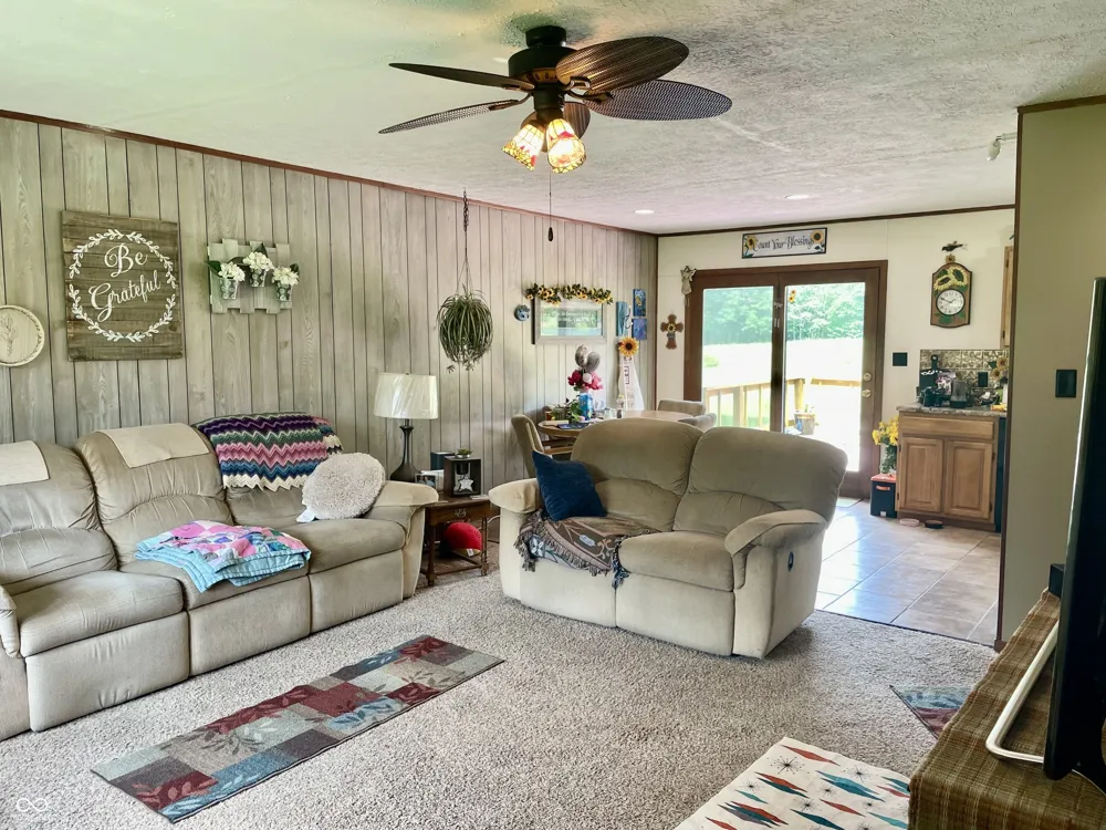 2301 Combes Road Quincy, IN 47456