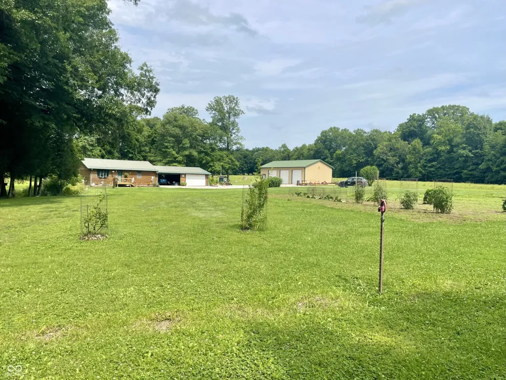 2301 Combes Road Quincy, IN 47456