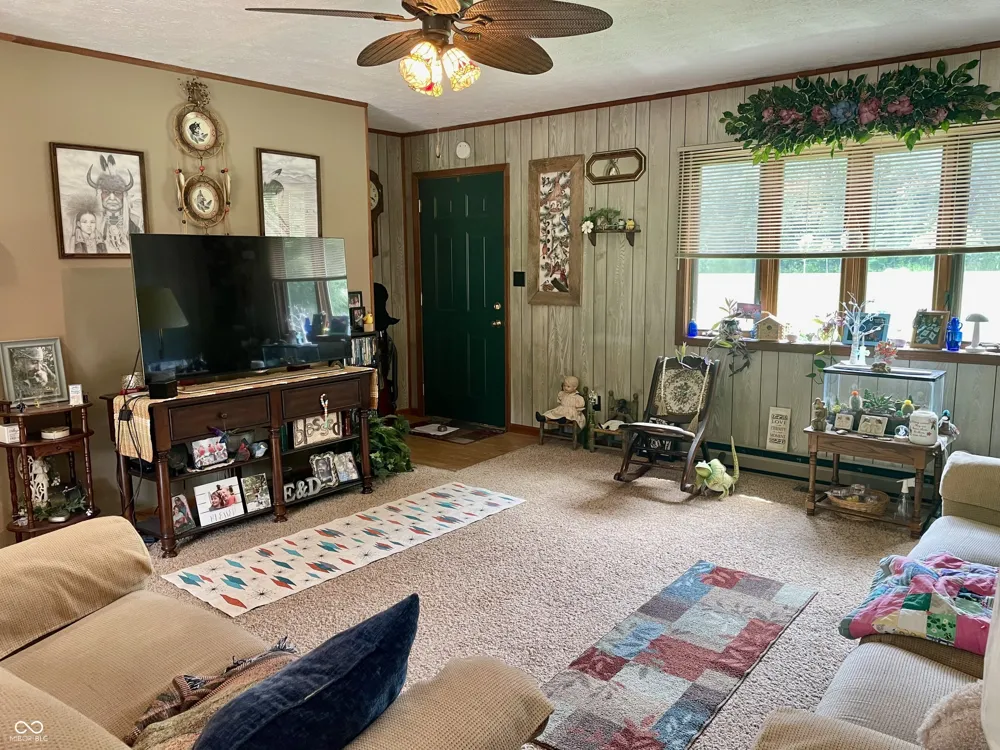2301 Combes Road Quincy, IN 47456