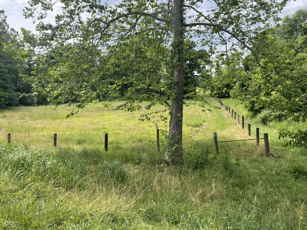 2301 Combes Road Quincy, IN 47456