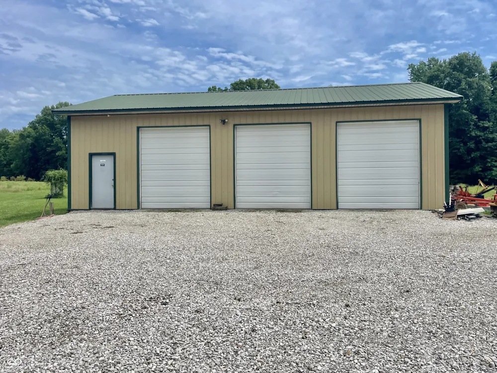 2301 Combes Road Quincy, IN 47456