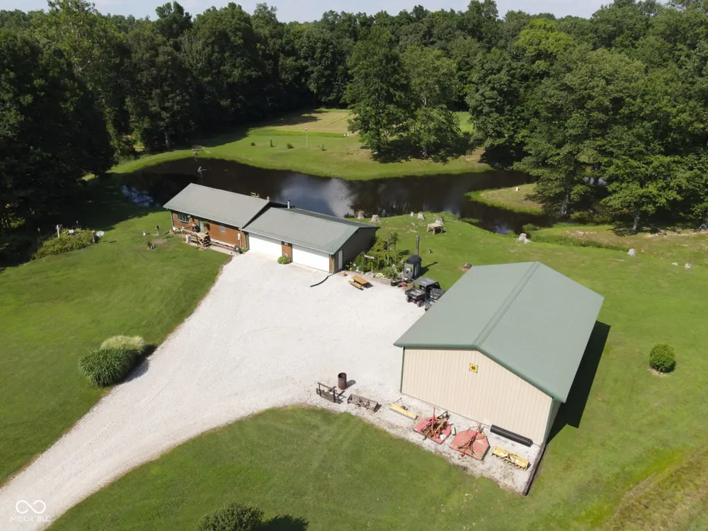 2301 Combes Road Quincy, IN 47456