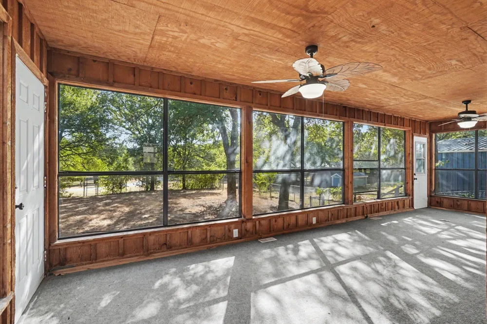 4305 Lucero Drive Granbury, TX 76048
