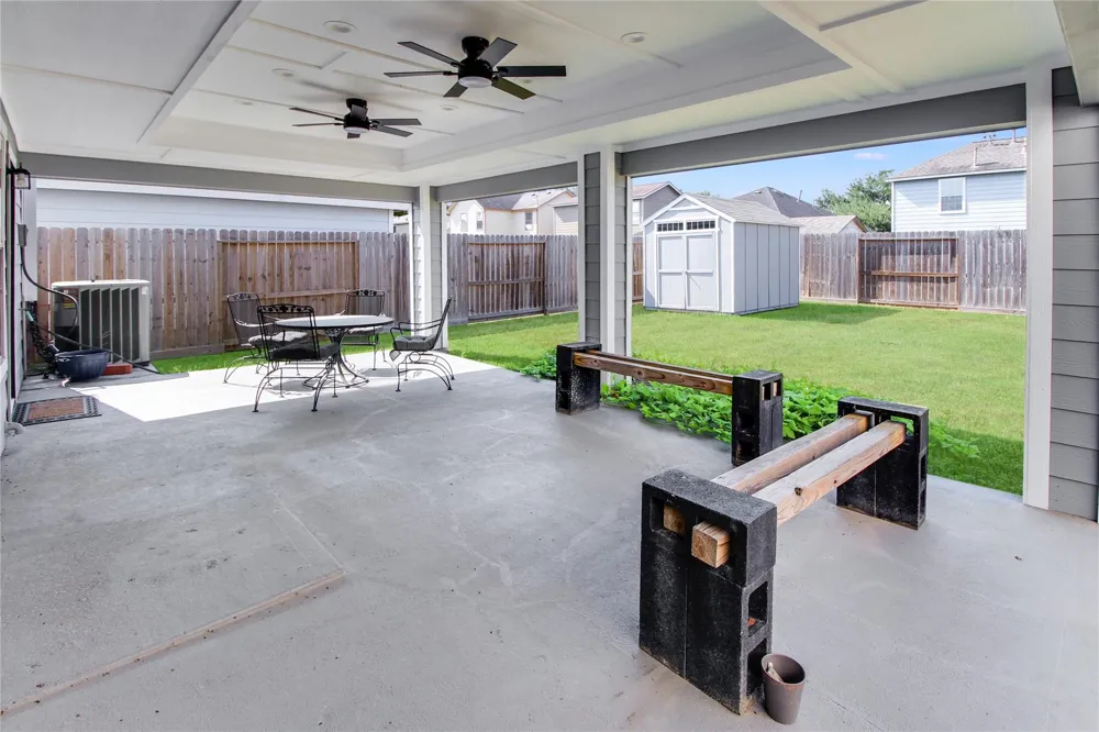 11346 Log Cabin Lane Tomball, TX 77375