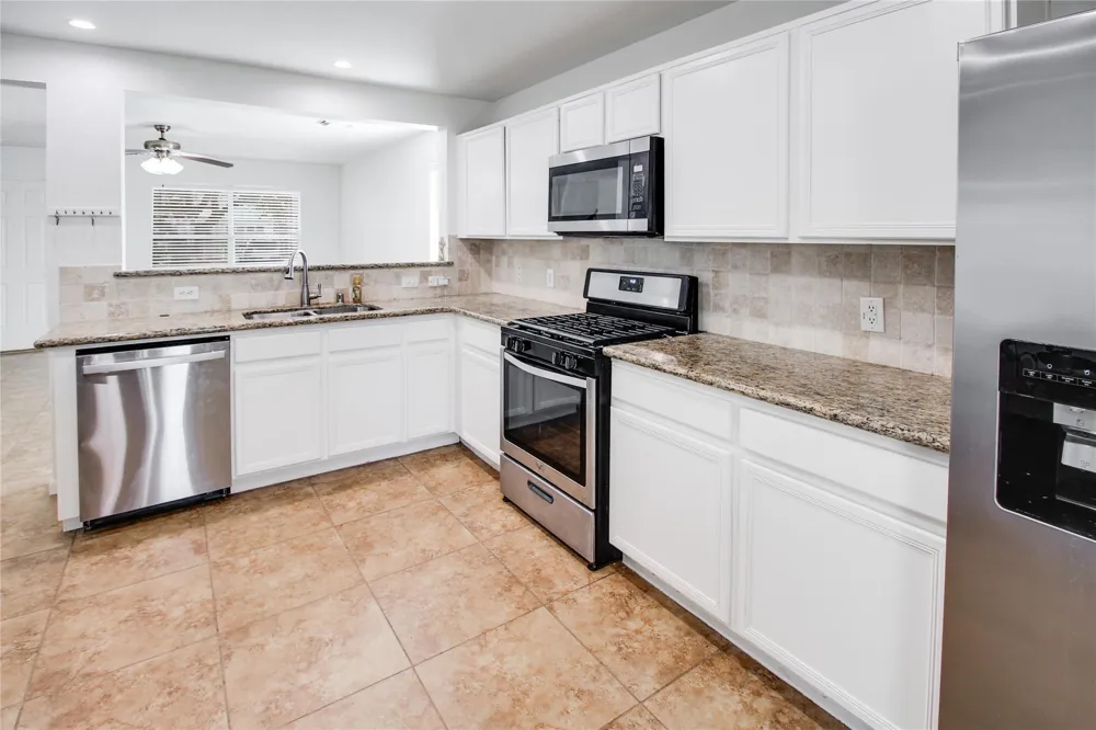 11346 Log Cabin Lane Tomball, TX 77375