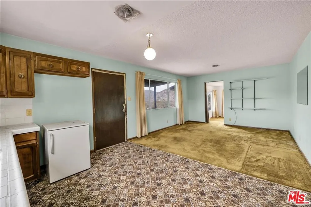 8686 Uphill Road Joshua Tree, CA 92252