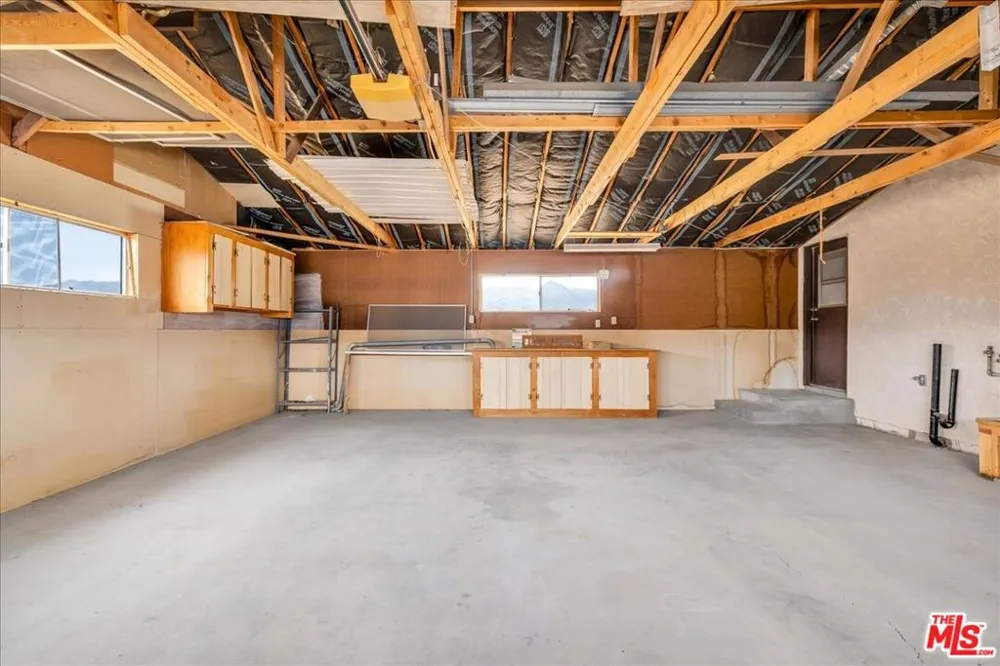 8686 Uphill Road Joshua Tree, CA 92252