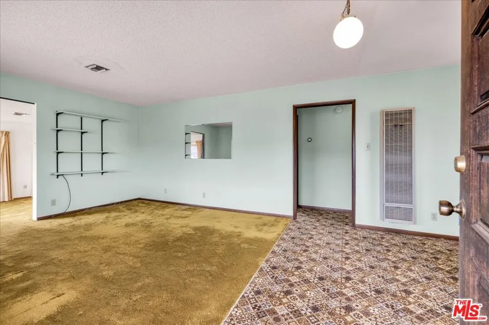 8686 Uphill Road Joshua Tree, CA 92252