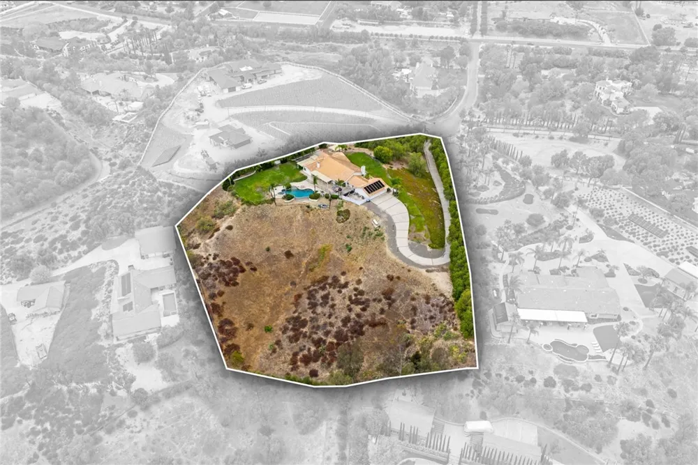 43973 El Lucero Place Temecula, CA 92592