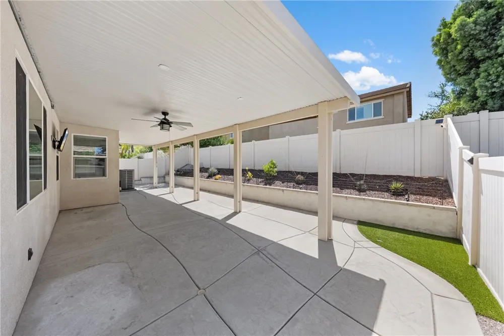 38079 Bella Rosa Murrieta, CA 92563