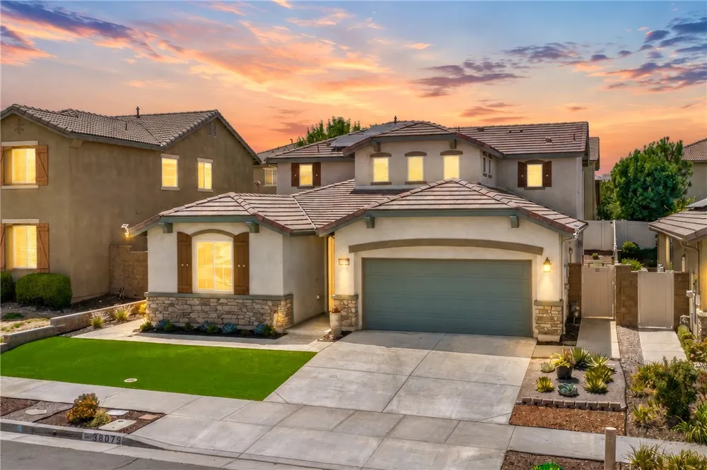 38079 Bella Rosa Murrieta, CA 92563
