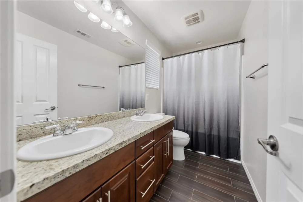 38079 Bella Rosa Murrieta, CA 92563