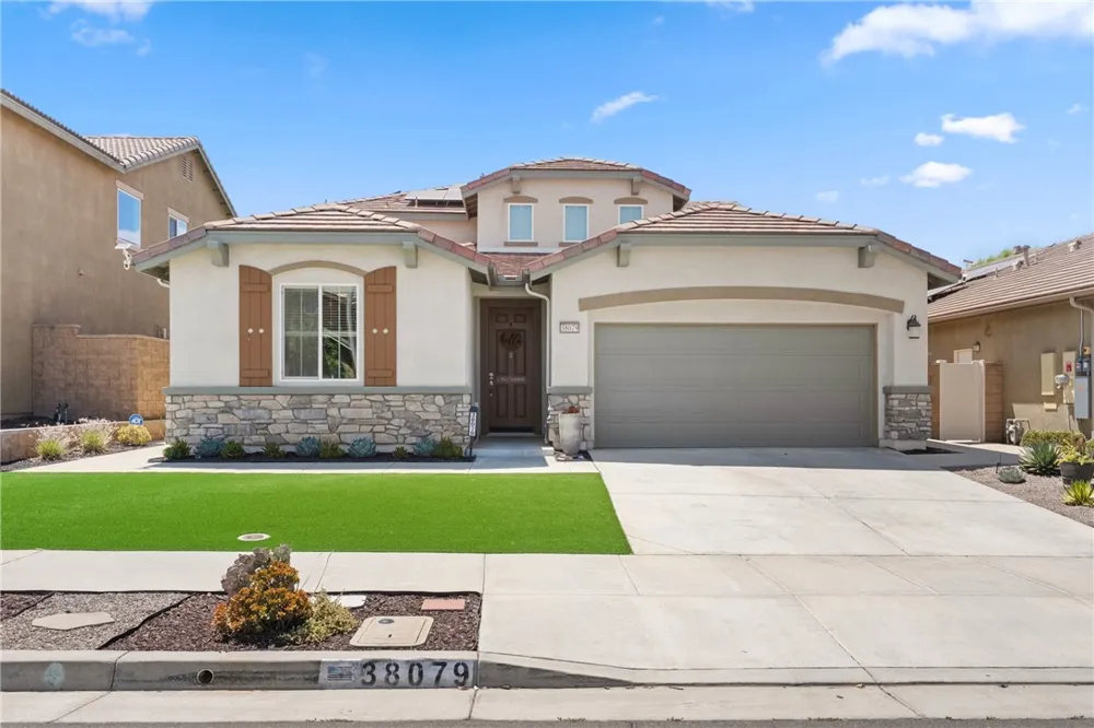 38079 Bella Rosa Murrieta, CA 92563
