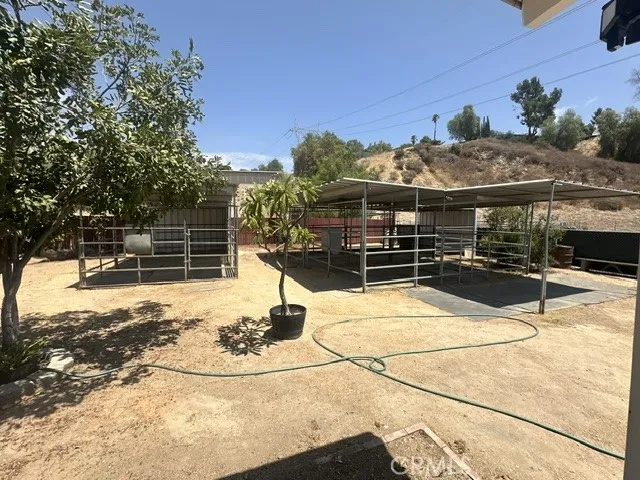 10108 Stonehurst Shadow Hills, CA 91352
