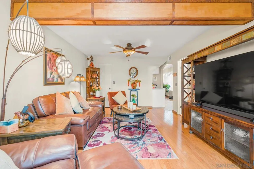 72 Connoley Cir. Chula Vista, CA 91911