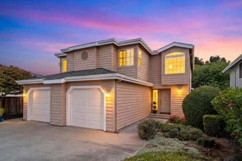120 Tiburon Court