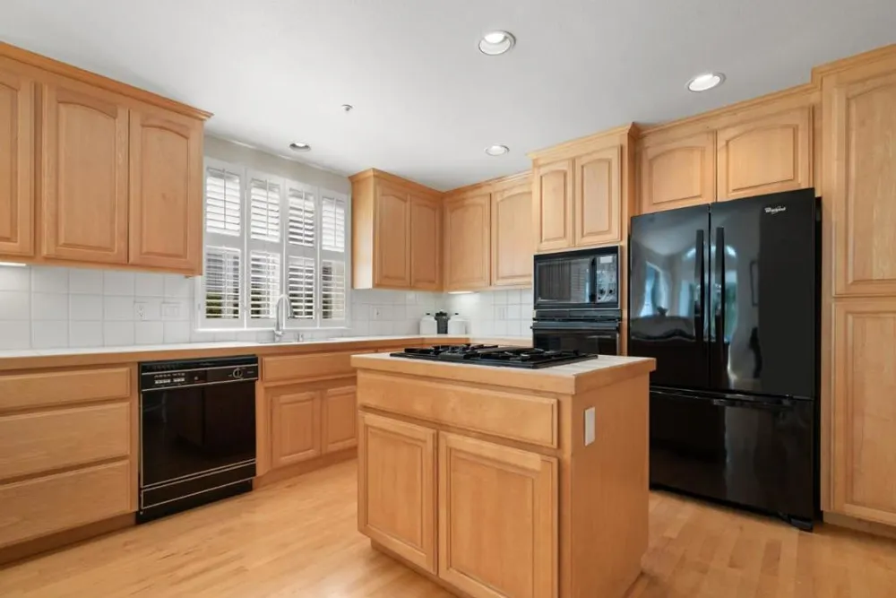 120 Tiburon Court Aptos, CA 95003