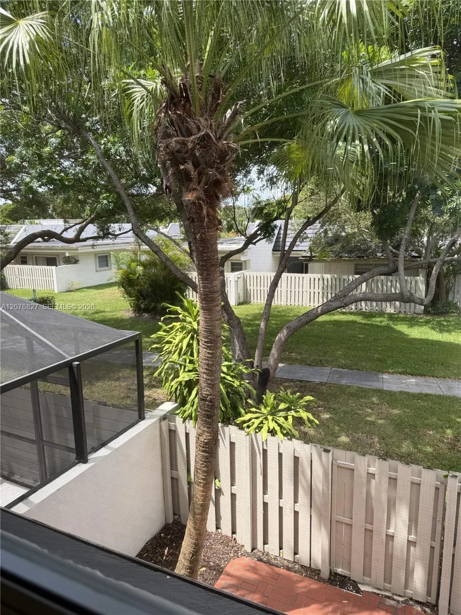 8110 SW 82nd Ct #8110 Miami, FL 33143