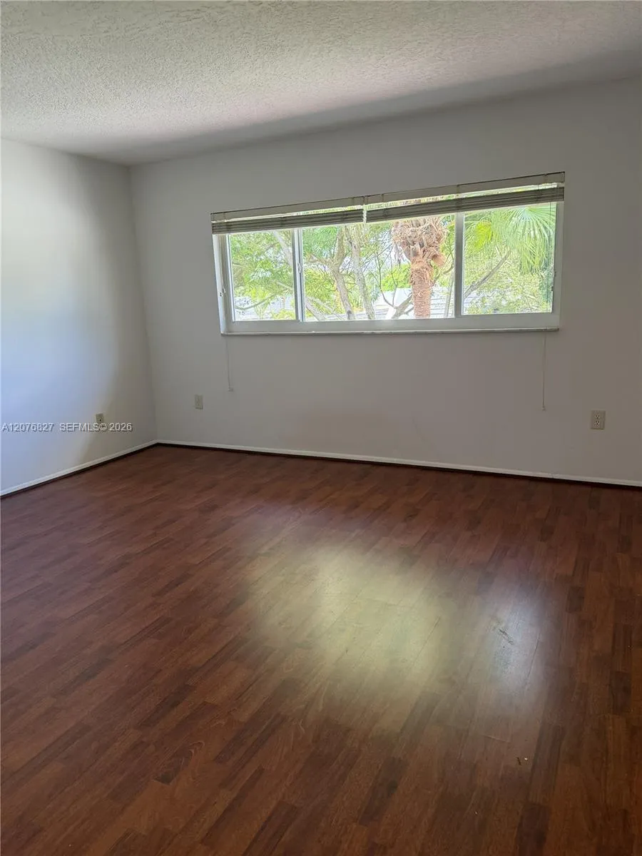8110 SW 82nd Ct #8110 Miami, FL 33143