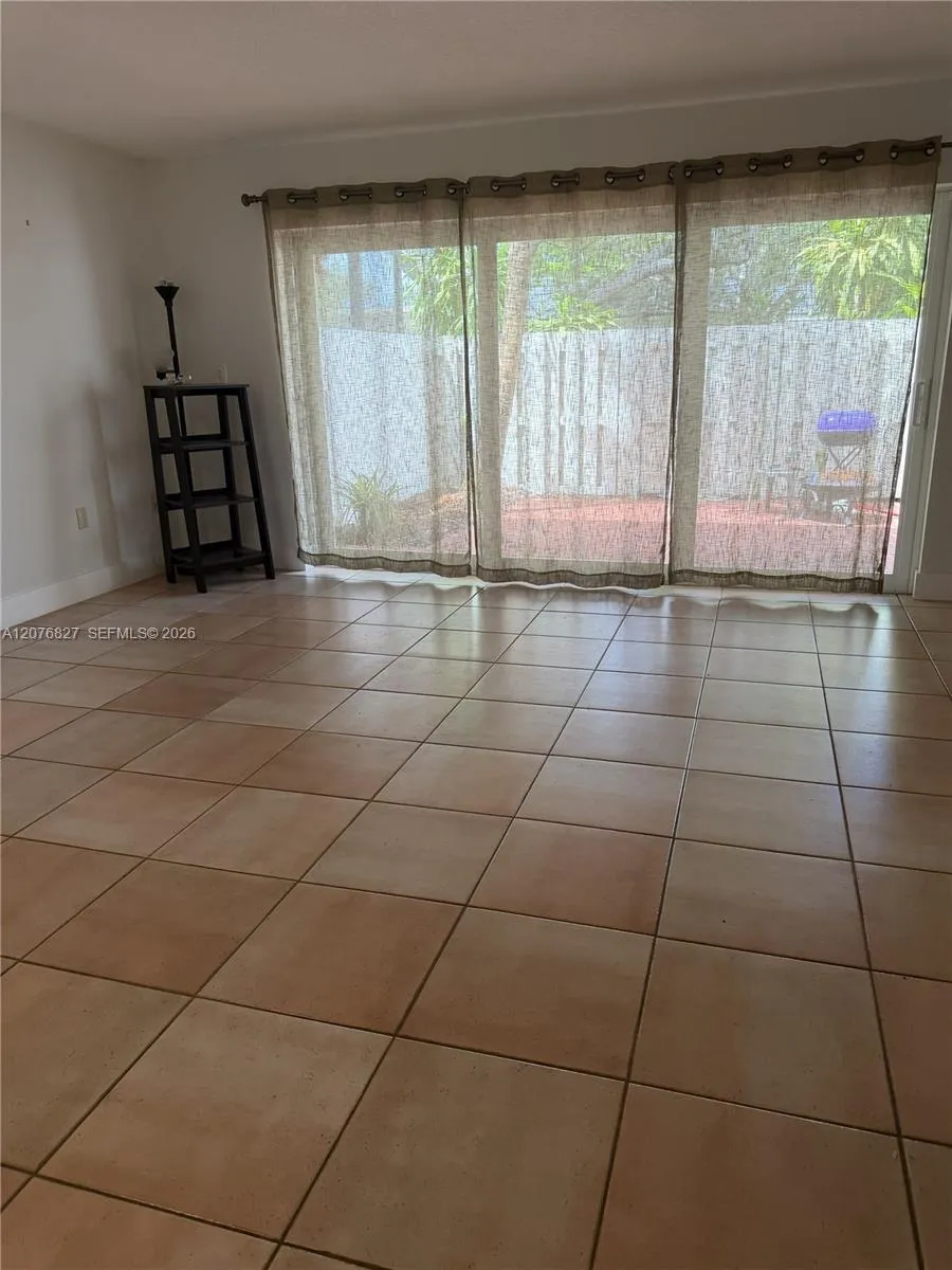 8110 SW 82nd Ct #8110 Miami, FL 33143