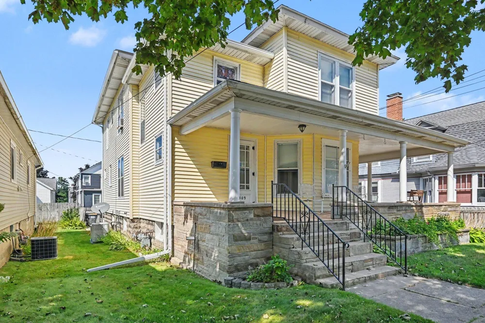 309 Michigan Avenue South Haven City, MI 49090