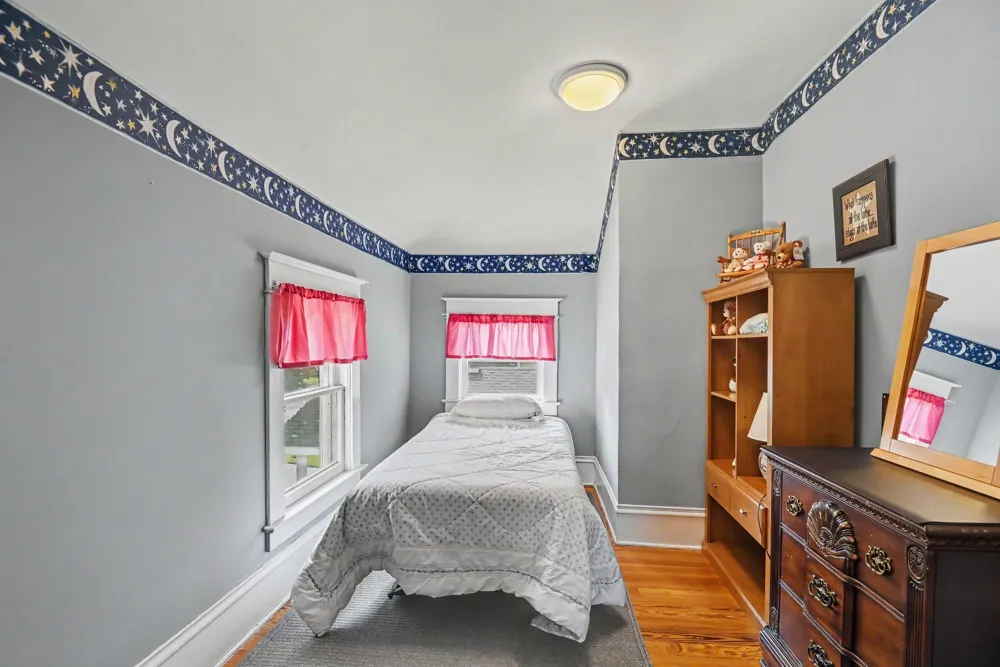 309 Michigan Avenue South Haven City, MI 49090