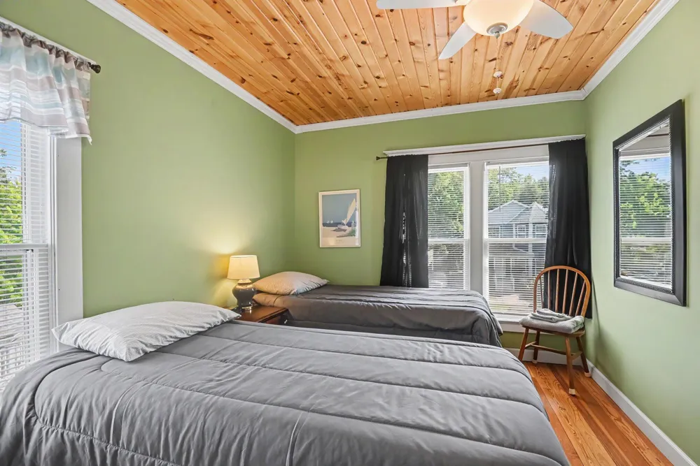 309 Michigan Avenue South Haven City, MI 49090