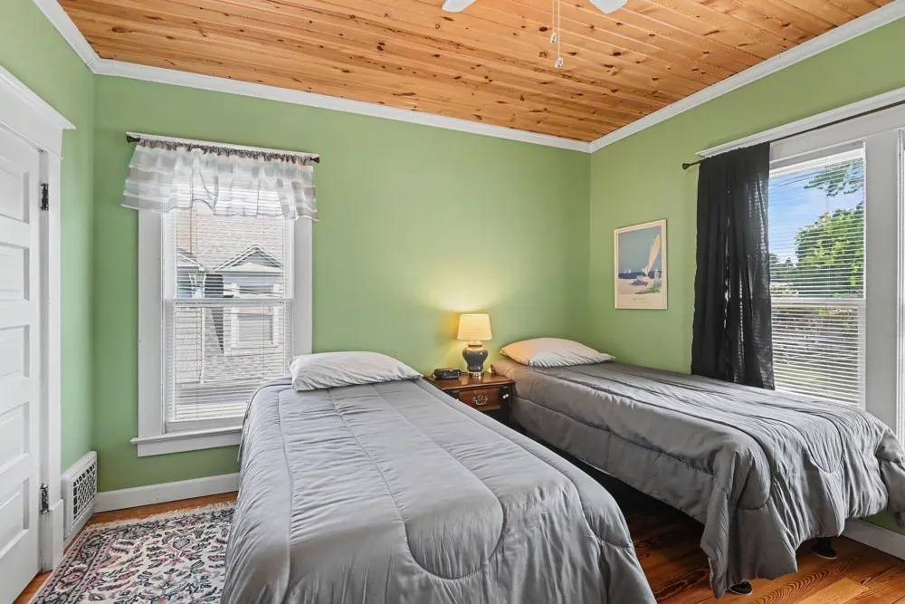 309 Michigan Avenue South Haven City, MI 49090